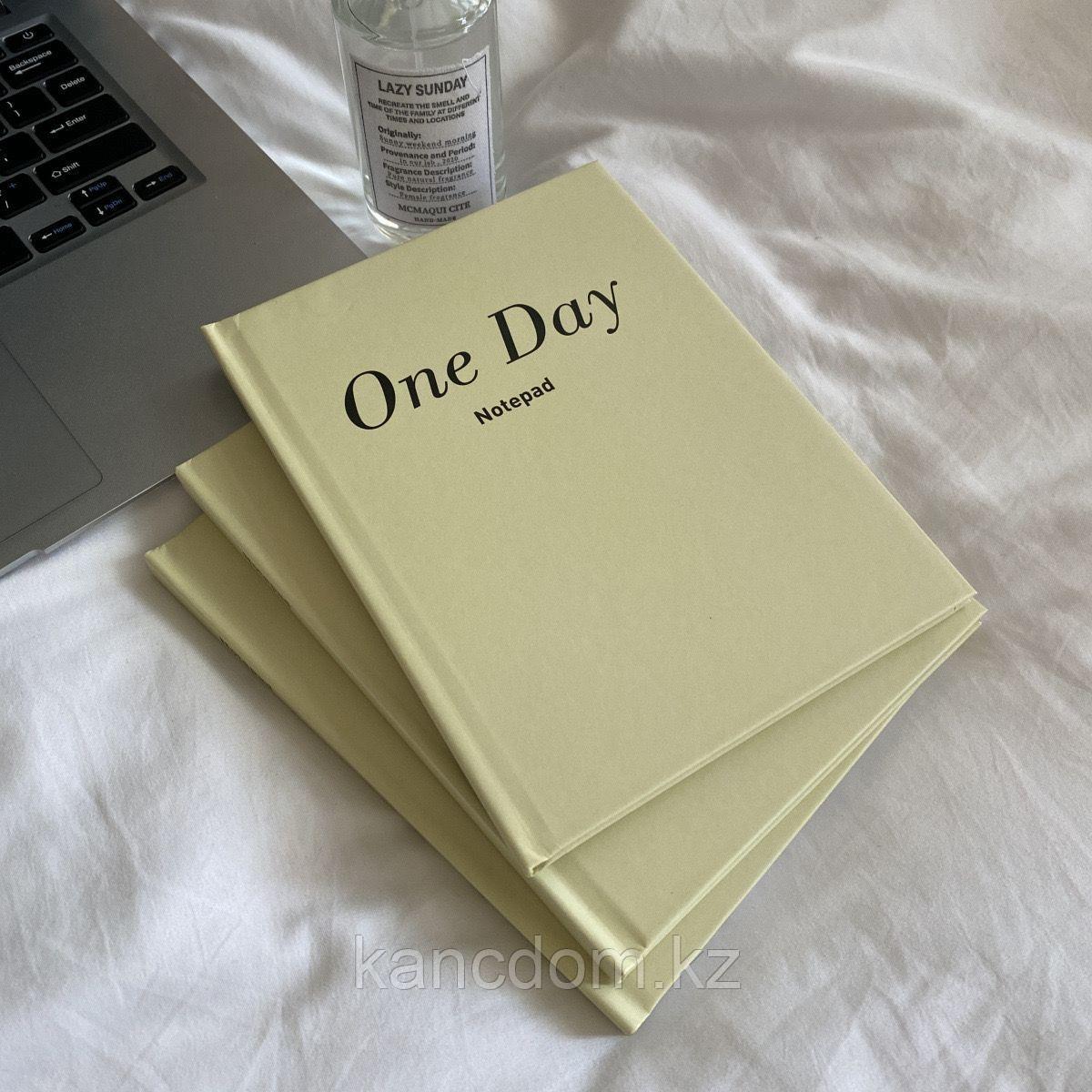 Блокнот А5 декоративный в линию "One Day", 55 лист.