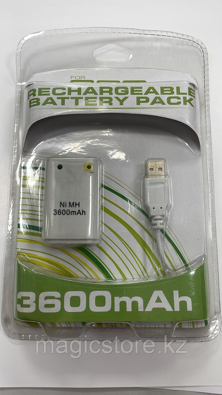 Аккумулятор на джойстик Xbox 360 Rechargeable Battery Pack + Charge Cable 3600mAh, белый - фото 1 - id-p57798695