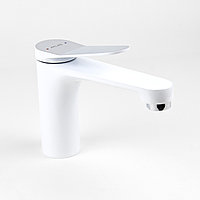 Смеситель для умывальника Atlas Venus, подводка 50 см, белый, цинк