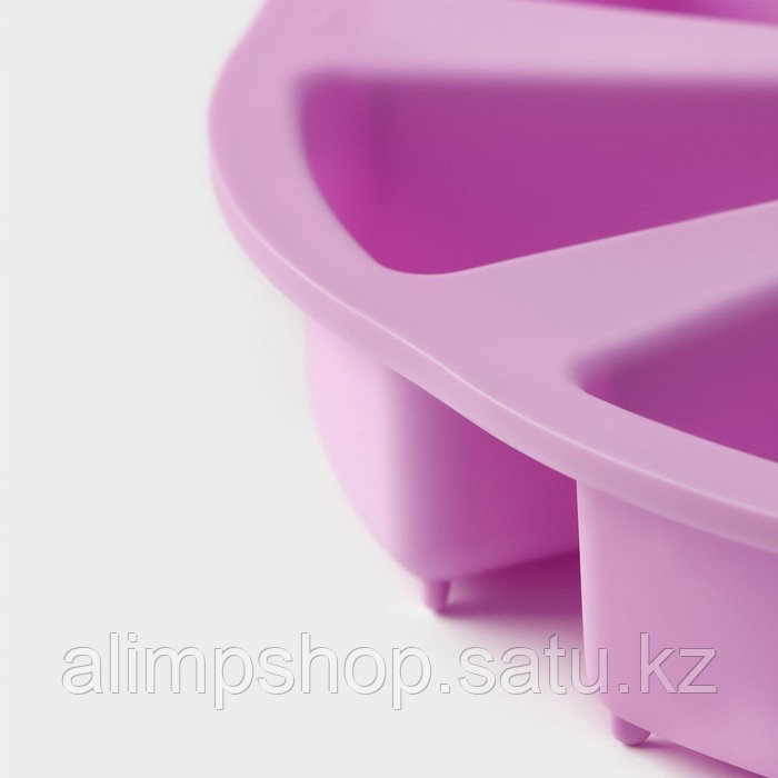 Форма силиконовая для выпечки Доляна «Кусочки торта», 27,5×27,5 см, 8 ячеек (10×6,2 см), цвет сиреневый - фото 5 - id-p115053668