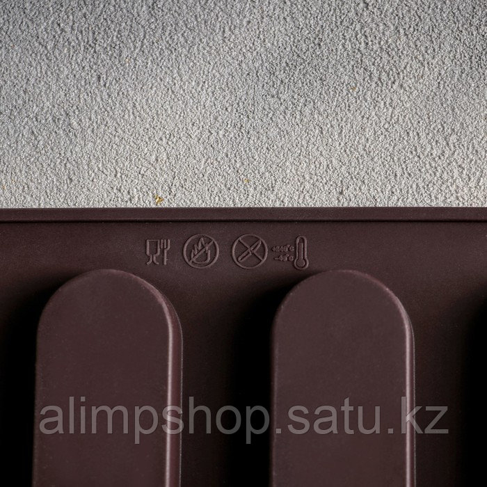Форма силиконовая для выпечки Доляна «Эклер», 28×21×1 см, 12 ячеек (7,6×2,7×1 см), цвет МИКС - фото 5 - id-p115053685