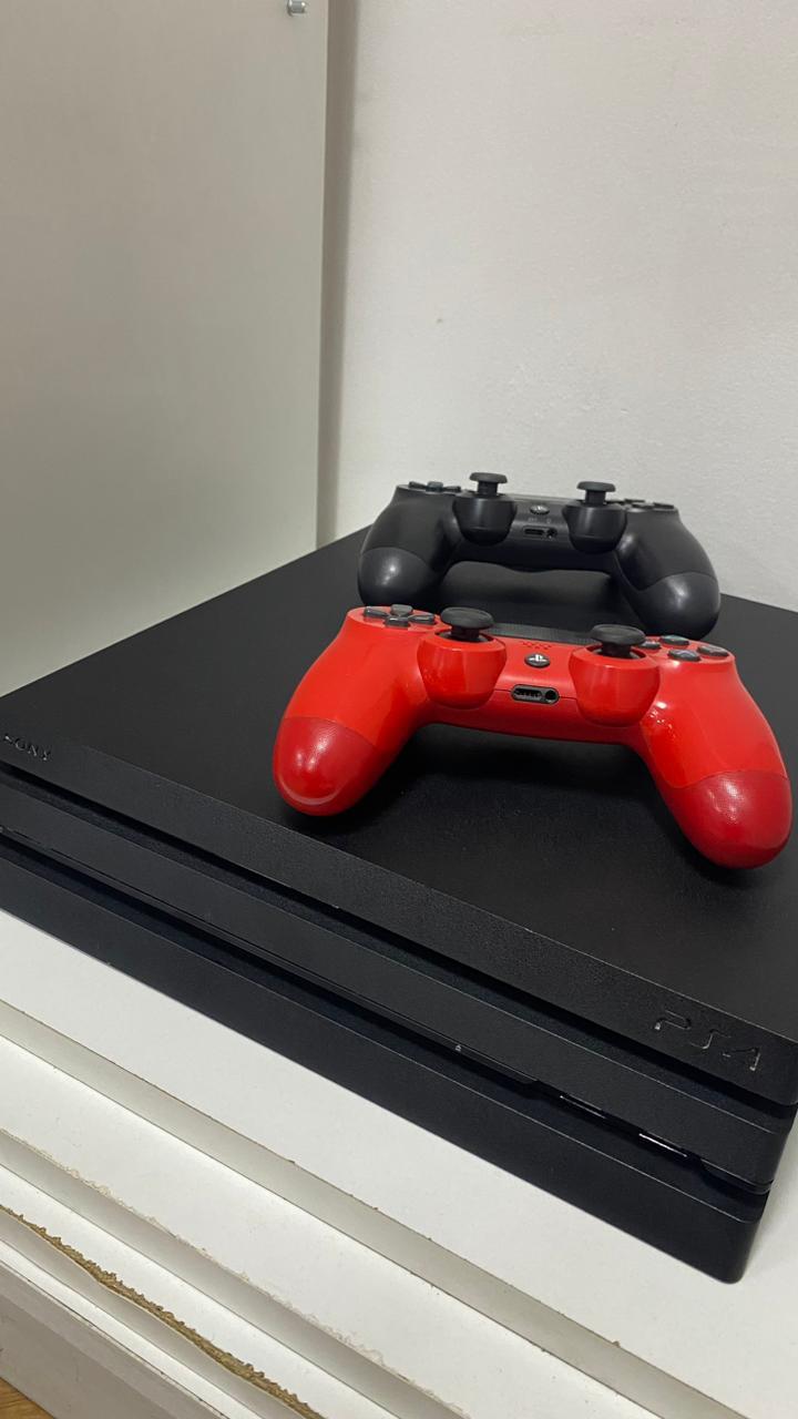 PlayStation 4 Pro + геймпад + FIFA23 + GTA5 + UFC4 + Mortal Kombat (цифровые версии) - фото 2 - id-p115053252