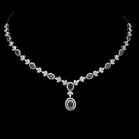 Роскошное колье с натуральными Изумрудами