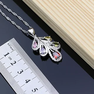 Мила Йововичке ұқсайтын қызбен жыныстық қатынас