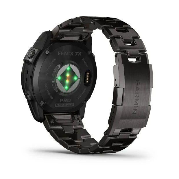 Garmin fenix 7X Pro - Sapphire Solar Edition Smartwatch - Carbon Gray DLC Titanium with Vented Titanium - фото 3 - id-p115279006