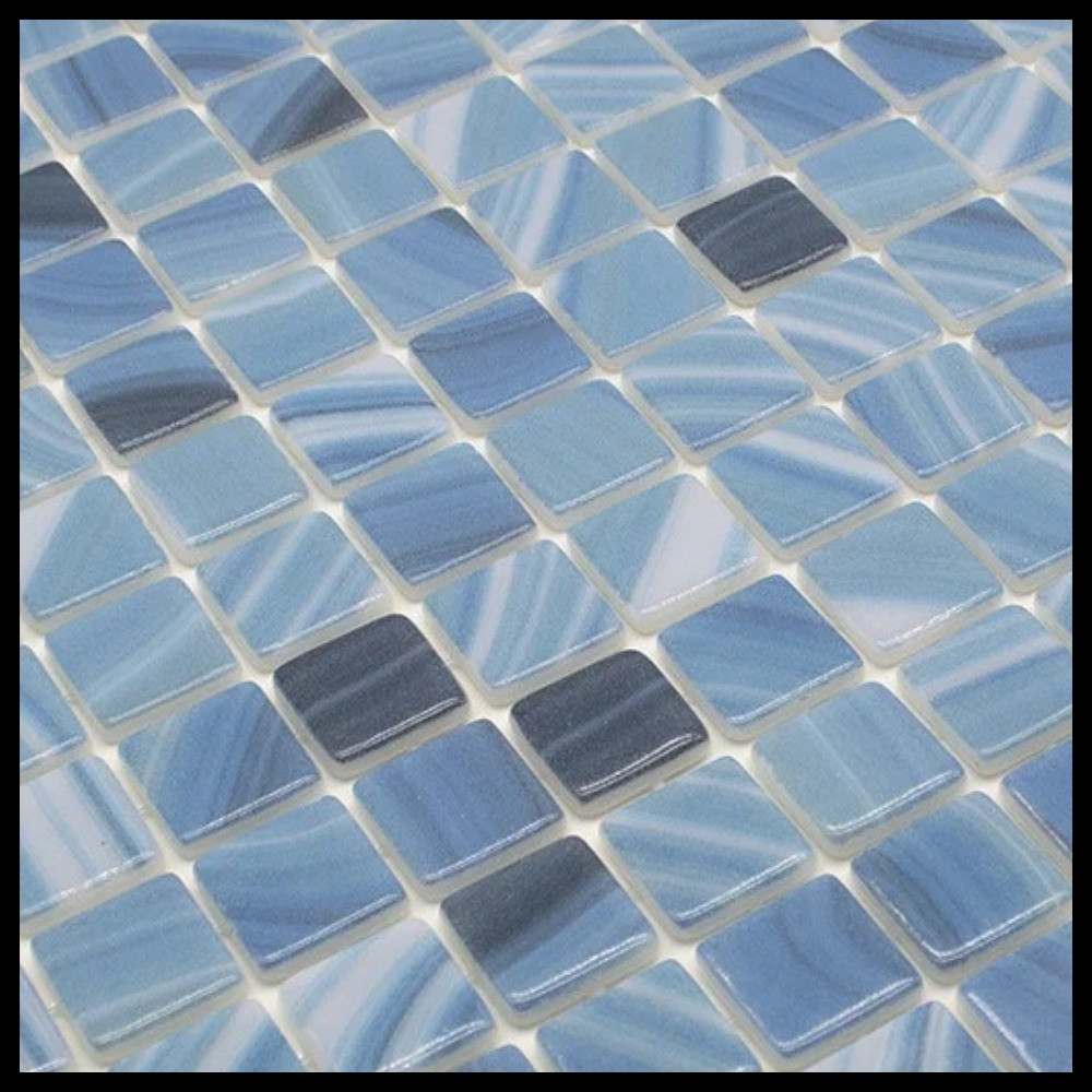 Стеклянная мозаика для бассейна Reviglass Ura (Karma, цвет - светло-синий), фото 1