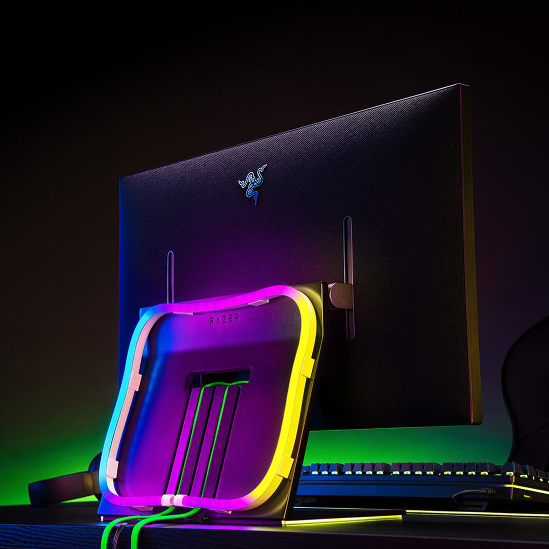 Комплект светодиодных лент Razer Chroma Light Strip Expansion Kit - фото 3 - id-p115318471