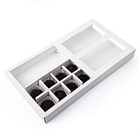 Коробка под 8 конфет + шоколад 17,5*17,5*3,7