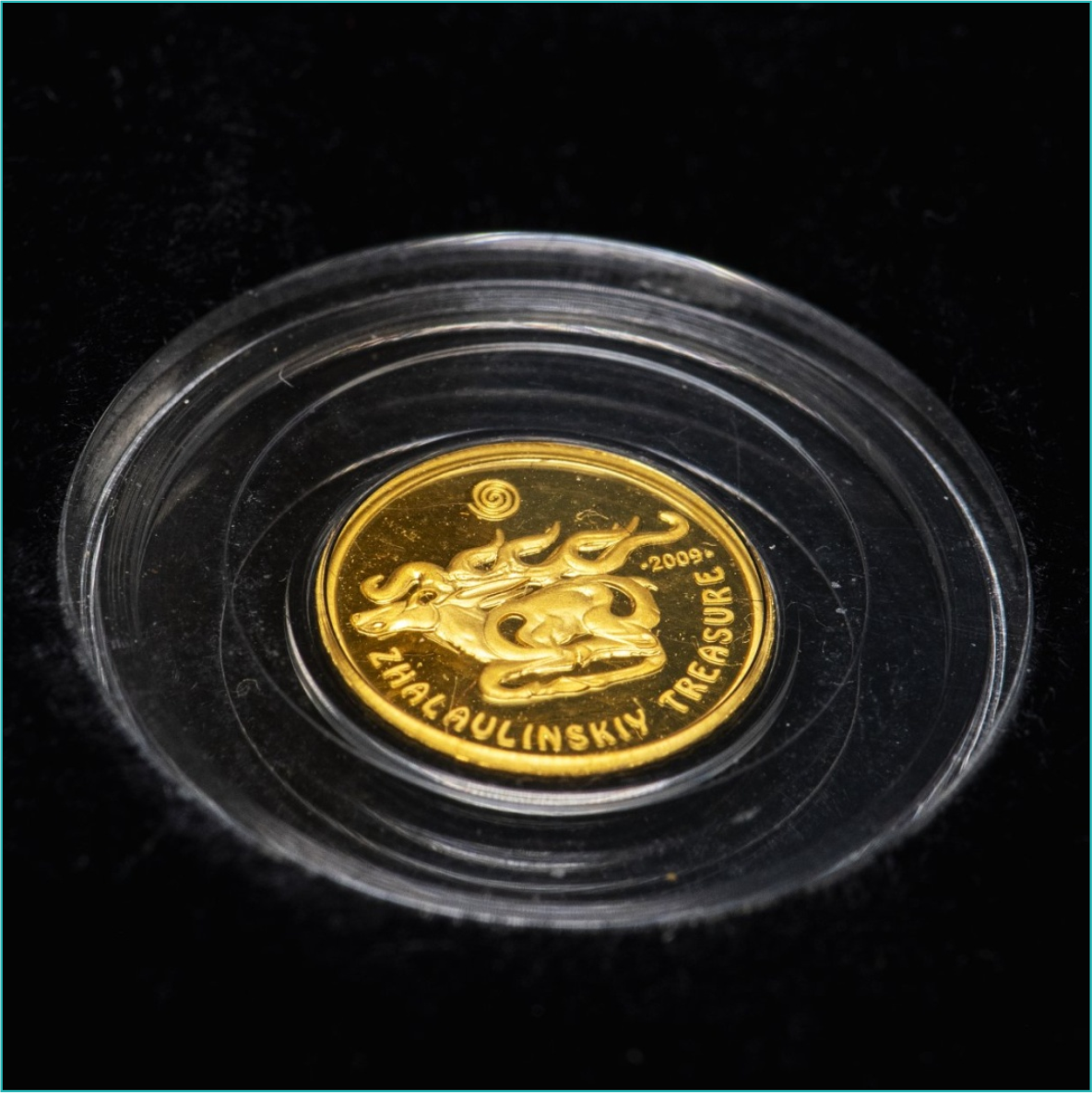 Монета "Жалаулинский клад" 100 тенге (Золото 999 1.24гр.) - фото 3 - id-p115444427