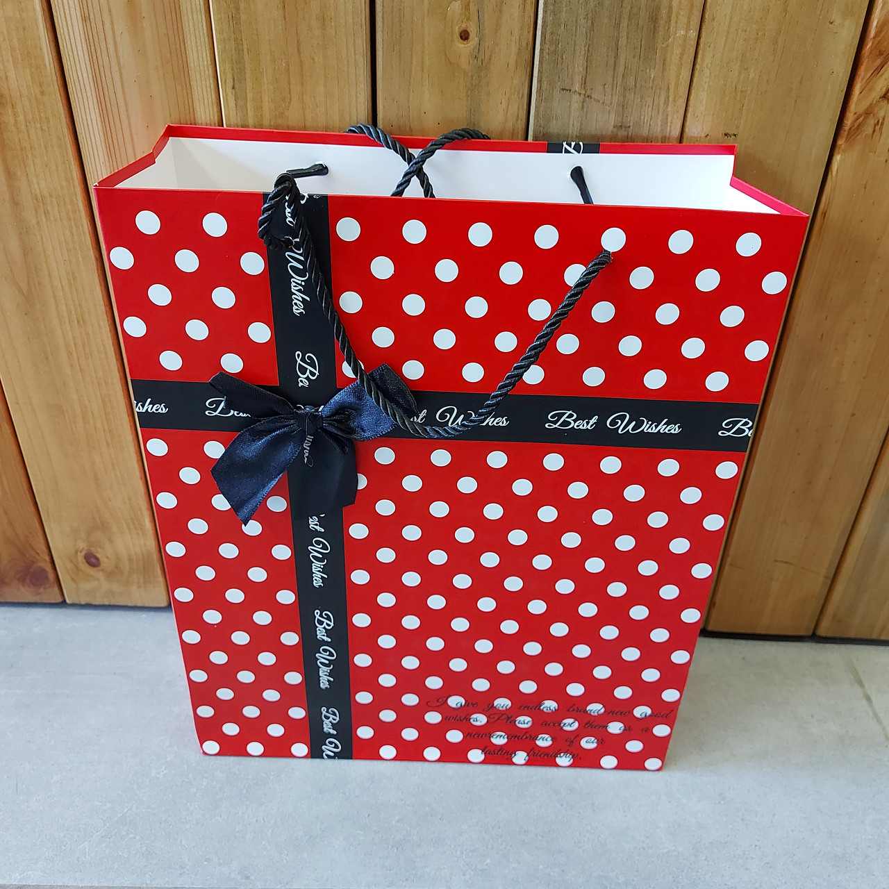Подарочный пакет "Вертикаль - Best Wishes". Размер 26x32x10 см. Упаковка для подарка. Пакеты картонные.