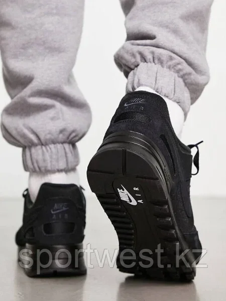 Nike Pegasus 89 trainers in black - фото 2 - id-p115479910