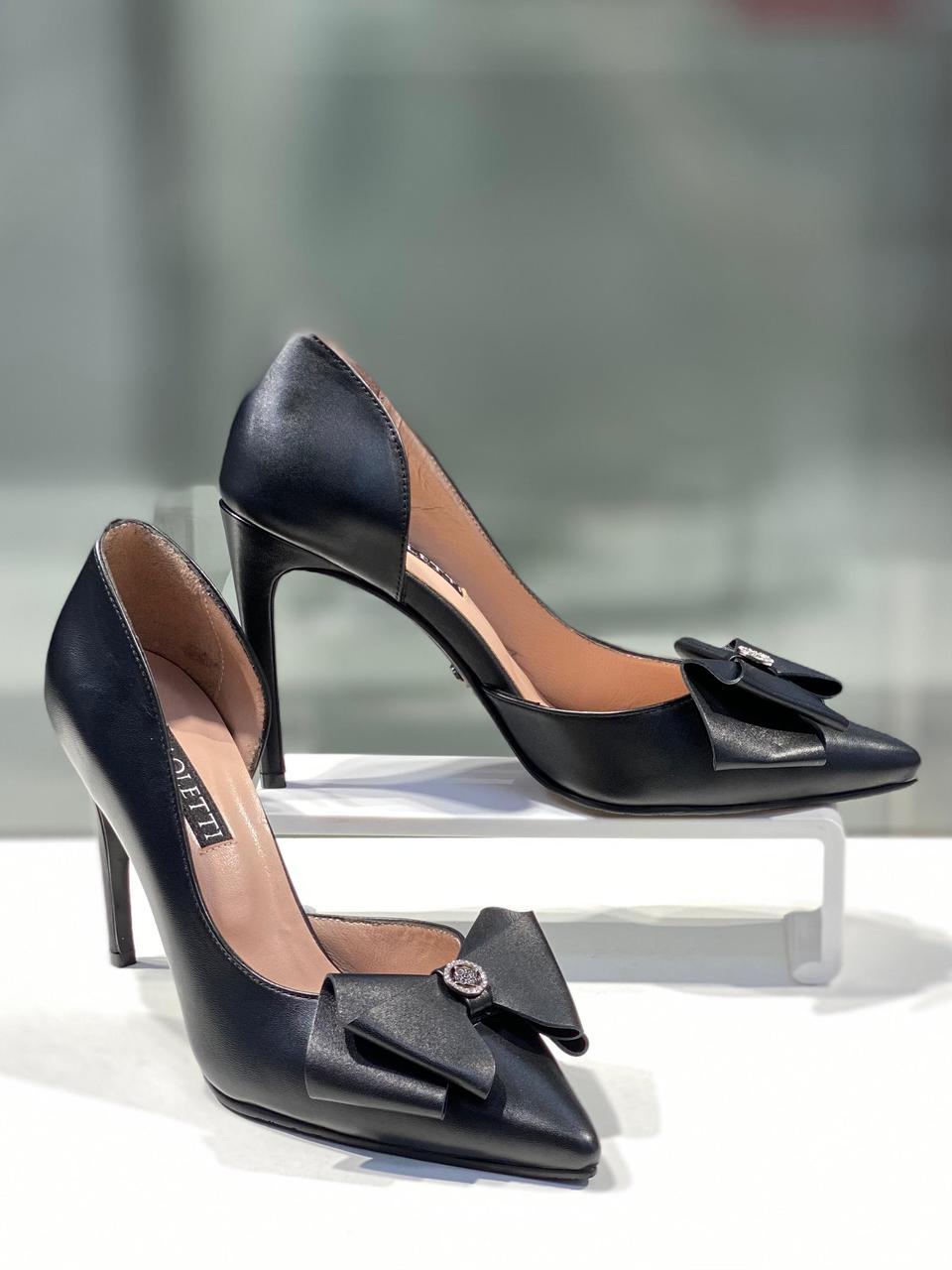 Модные туфли с бабочкой черного цвета. Стильная женская обувь. - фото 4 - id-p115484138
