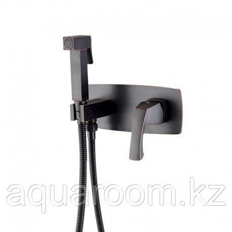 Смеситель для ванны с гигиеническим душем, встраеваемый черная бронза LM 6219 ORB NUBIRA" (Чехия)" - фото 4 - id-p115499908