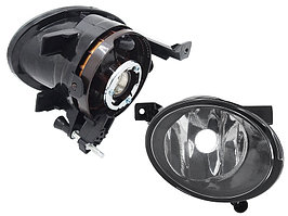 Противотуманная фара правая (R) на Volkswagen Caddy 2010-15 (SAT)