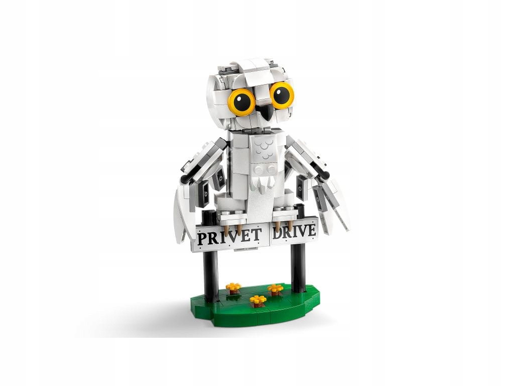 Лего  Гарри Поттер Хедвиг на Тисовой улице, 4 Lego