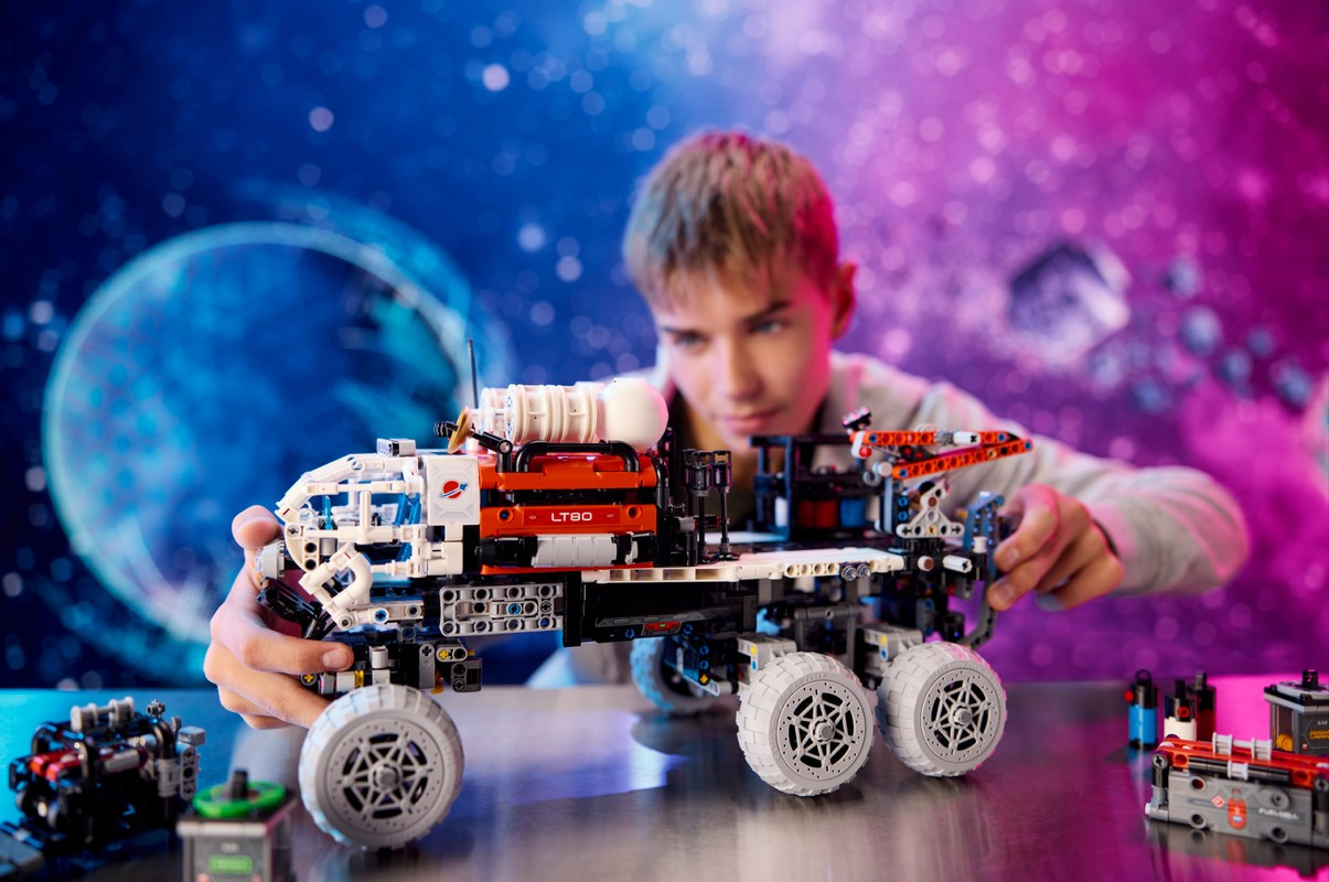 Лего Техник Пилотируемый марсоход для исследования Марса Lego