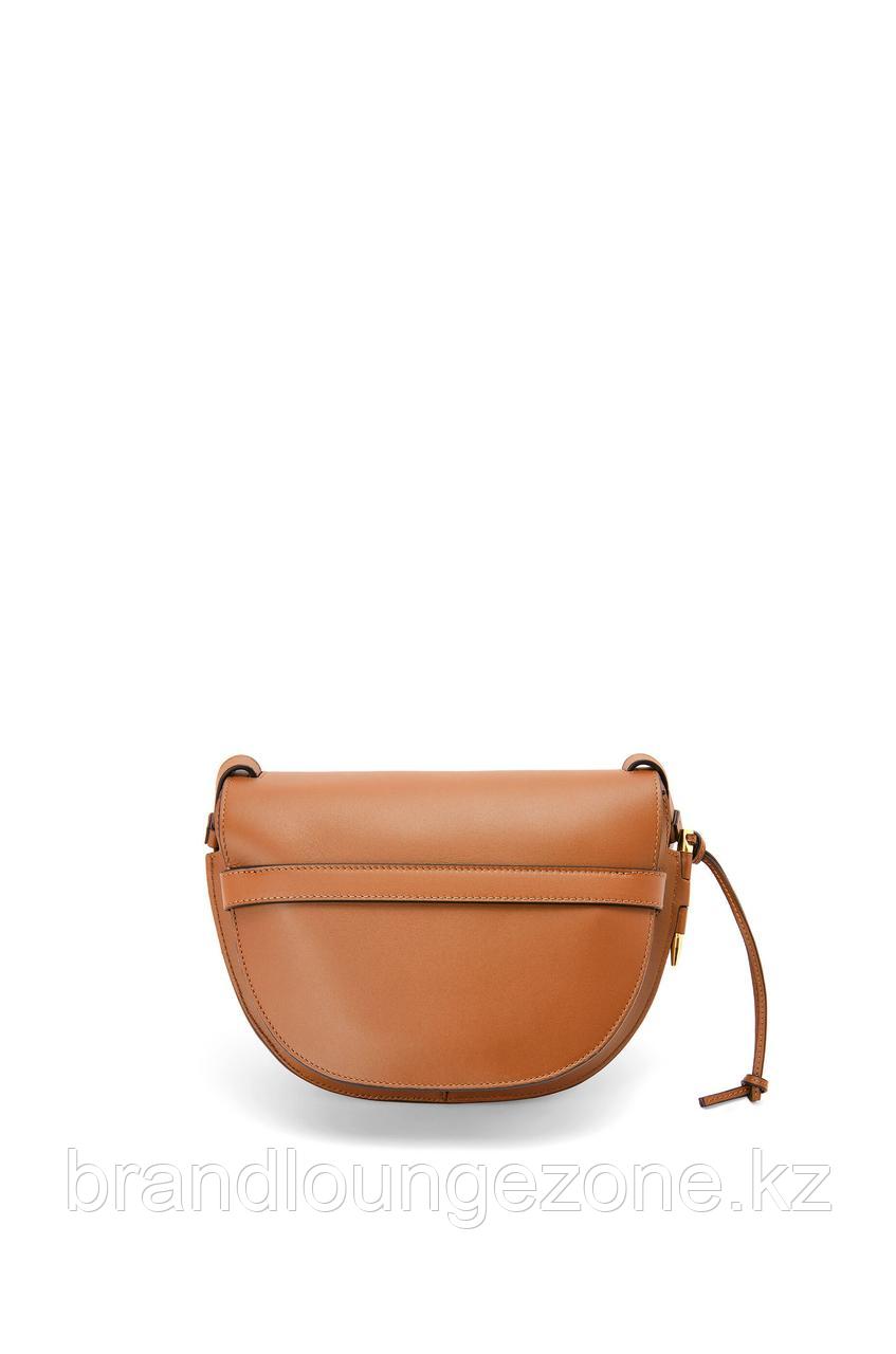Женская сумка LOEWE, среднего размера из мягкой телячьей кожи и джакардового ремня - фото 4 - id-p115524317
