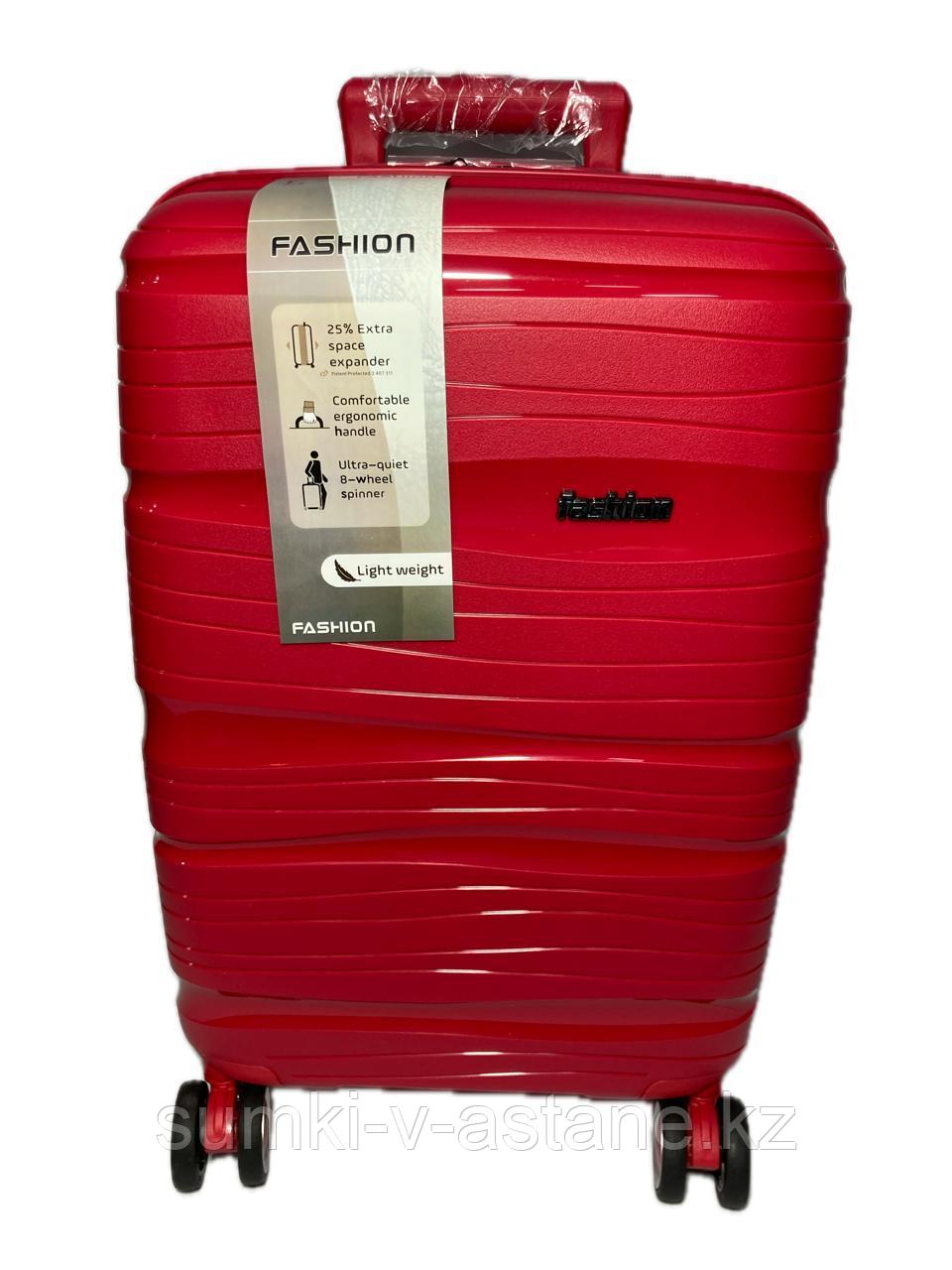 Маленький пластиковый дорожный чемодан на 4-х колёсах Fashion (высота 53 см, ширина 34 см, глубина 21 см) - фото 2 - id-p105766336
