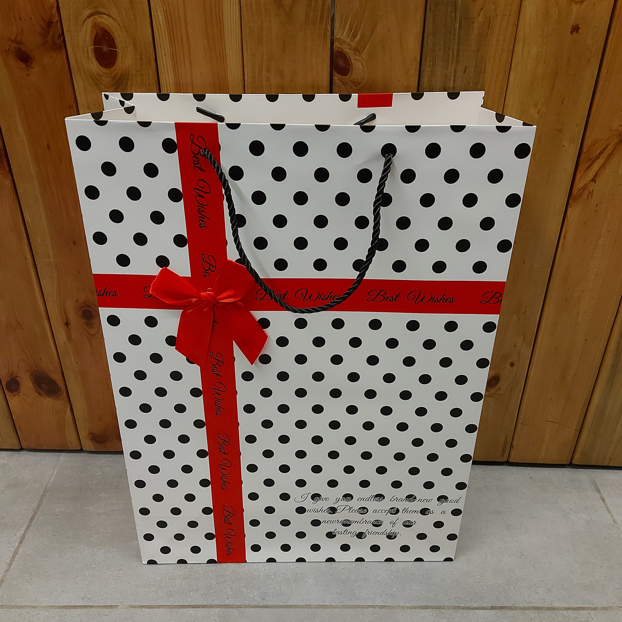 Пакет Подарочный "Best Wishes - бело-красный". Размер 30x41,5x12 см. Упаковка для подарка. Пакеты картонные.