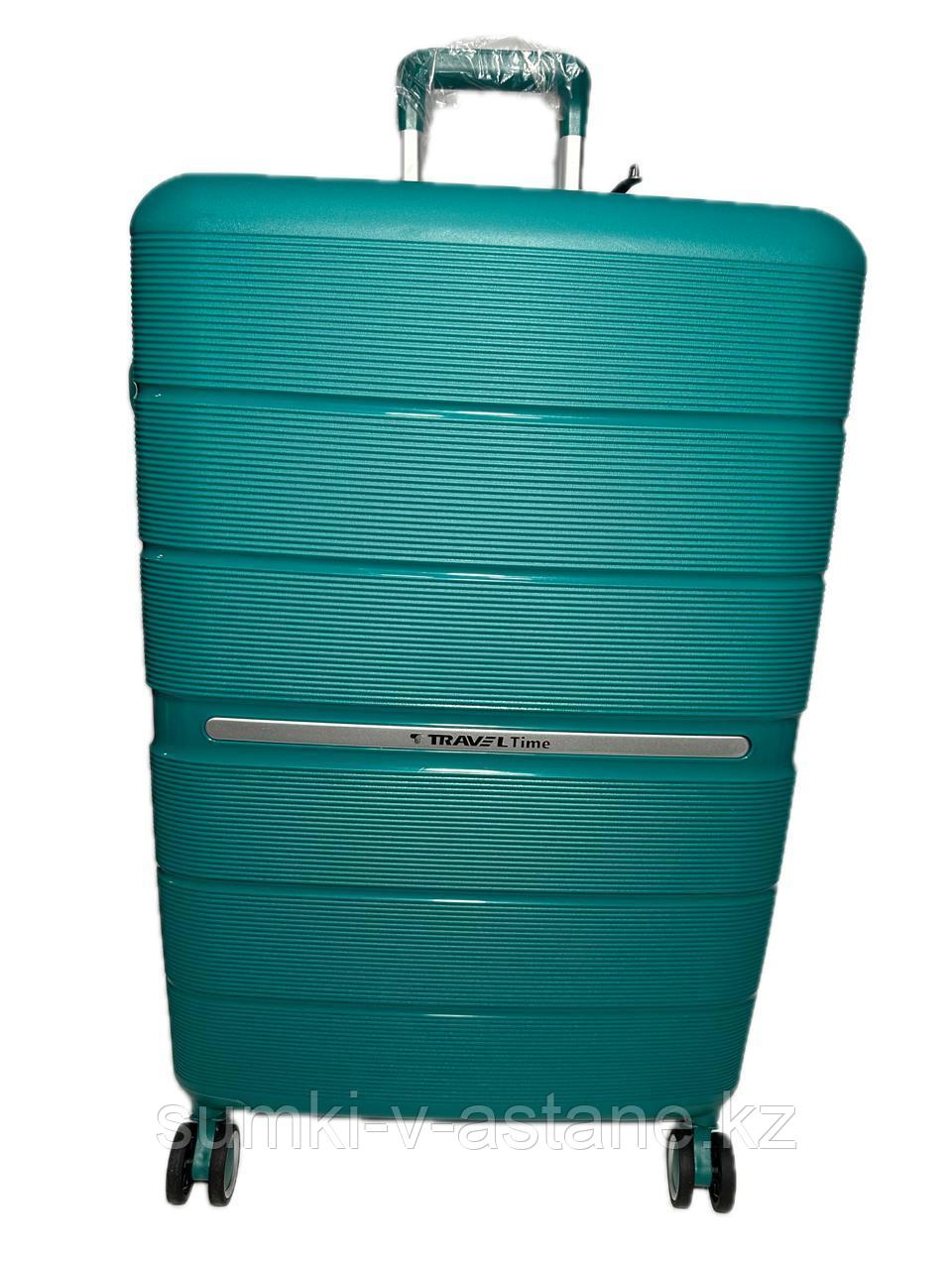 Большой пластиковый дорожный чемодан на 4-х колёсах "Travel Time" (высота 74 см, ширина 47 см, глубина 27 см) - фото 1 - id-p100382320