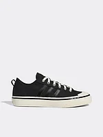 Adidas Originals Nizza RF trainers in black and white