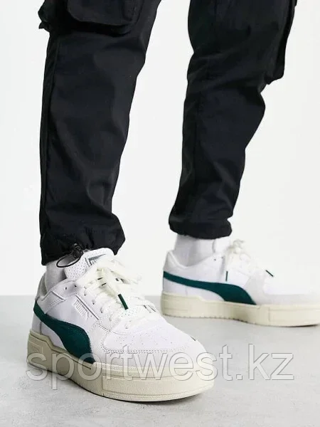 Puma CA Pro Ivy League trainers in off white with green detail - фото 2 - id-p115746790
