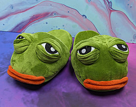 Тапочки Лягушонок Пепе - Pepe The Frog (Байтурсынова 15)
