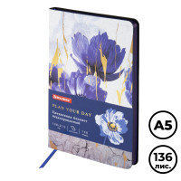Ежедневник недатированный Brauberg Vista "Blue flowers", А5, 136 л, кожзам