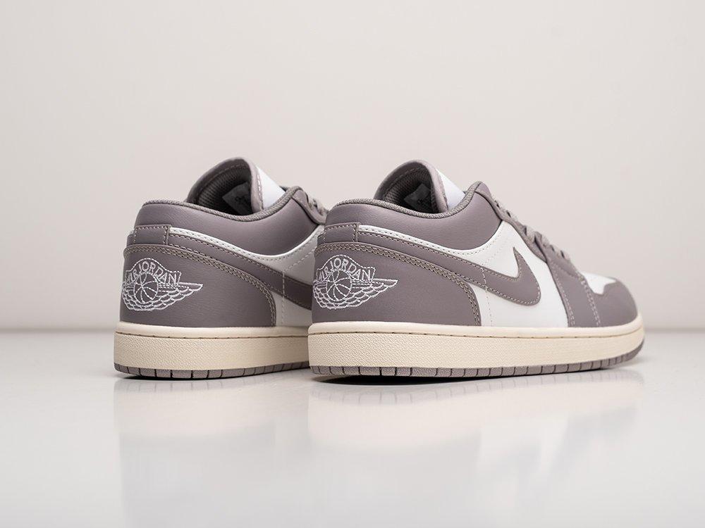 Кроссовки Nike Air Jordan 1 Low 40/Разноцветный - фото 2 - id-p115844785