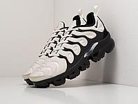 Кроссовки Nike Air VaporMax Plus 41/Белый