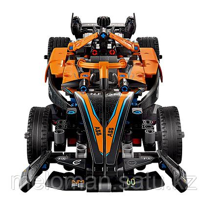 LEGO: Гоночный автомобиль NEOM McLaren Формулы E Technic 42169