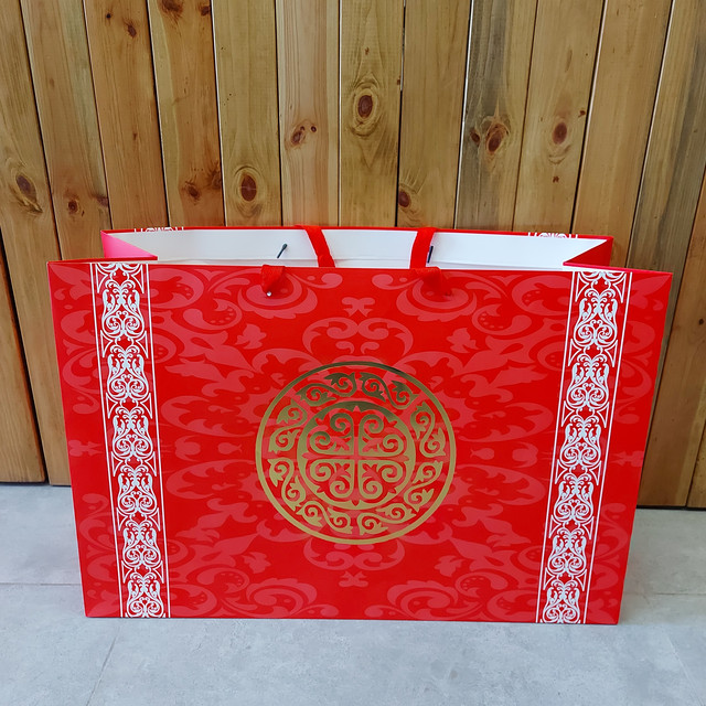 Man zhvodni fucket mabilni xxx Қыздар жігіттің шарларын кесіп тастайды