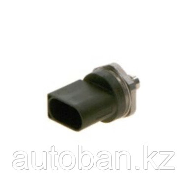 BOSCH Датчик давления топлива Audi A6 2004-/Skoda Octavia 2004-/Volkswagen Passat B6 2003-/Touareg/Phaeton 08-