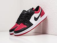 Кроссовки Nike Air Jordan 1 Low 40/Разноцветный