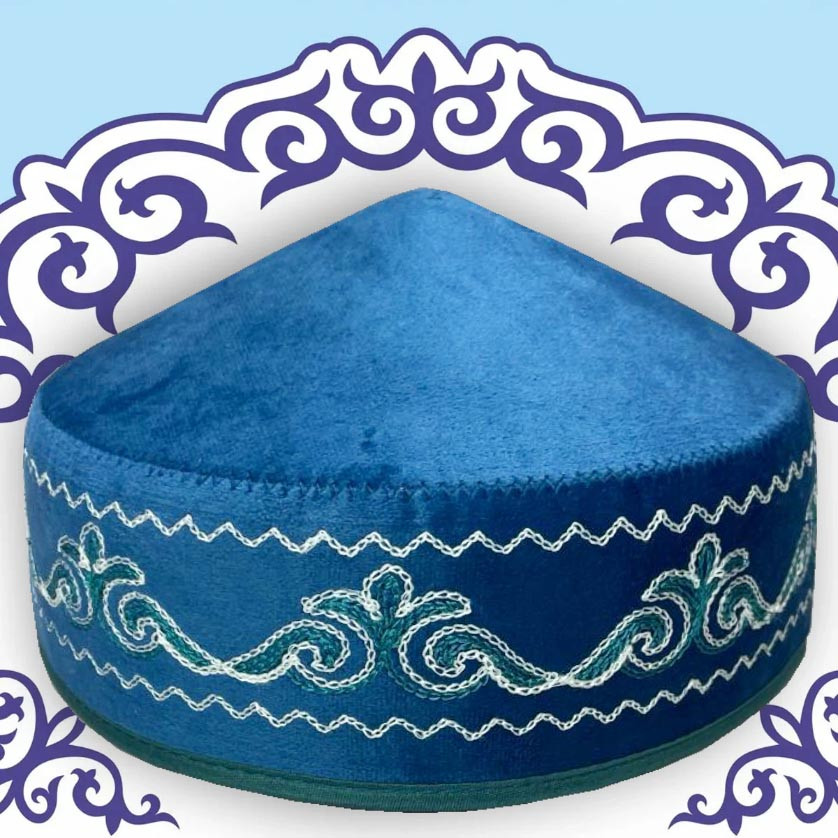 Казахская национальная тюбетейка (тақия) голубая с голубым орнаментом и белой строчкой (2) - фото 1 - id-p115914270