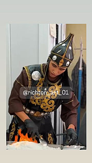 Менің ұлым анасын секс-видео көруге көндірді.