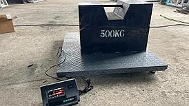 Весы для склада  до 1 тонны с Сертификатом и Поверкой (2м. х 2 м.)