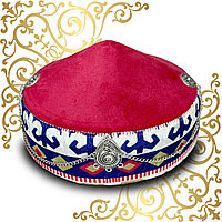 Женская тюбетейка казахская (тақия) с декором и орнаментом красная (3)