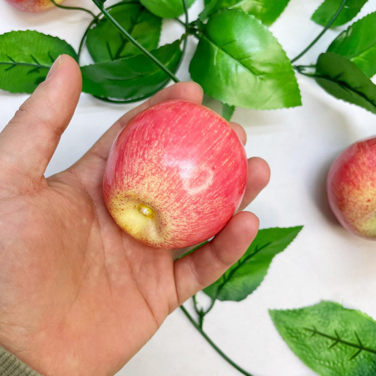 Искусственные фрукты яблоки 260 см подвесные красные - фото 5 - id-p116049685