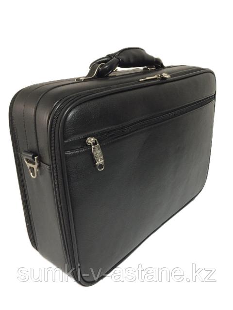 Таза былғарыдан жасалған саяхатқа арналған сөмке