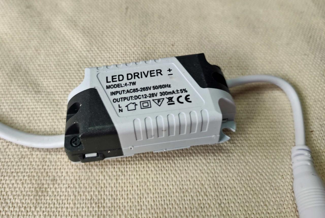 LED драйвер 300mA DC12-28V 4-7W AC85-265V - фото 2 - id-p64572250
