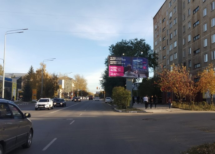 Реклама на билбордах Абая – Горького