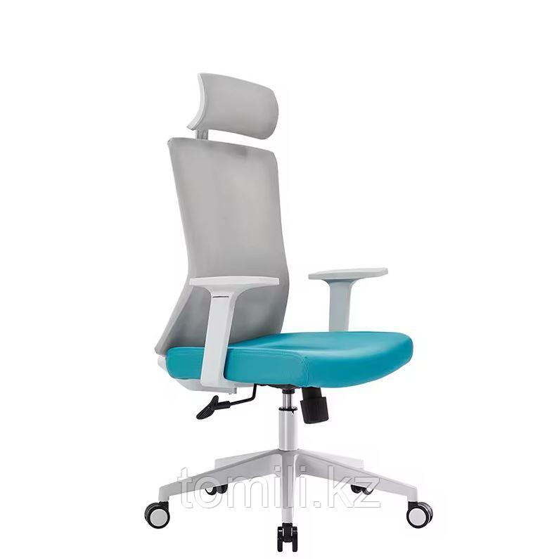 Кресло офисное, современный стиль (цвет: небесно-голубой) белый рис