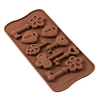 Форма силиконовая для шоколада "Ключики" 8 ячеек