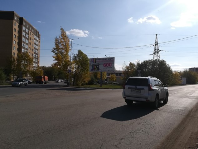 Реклама на билбордах пересечение улиц Пушкина Сулейменова - район рынка Жибек Жолы