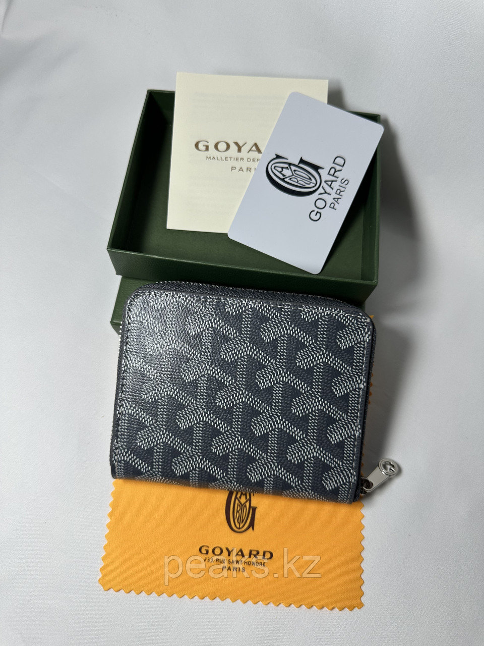 Кошелек Goyard Matignon PM Wallet серый - фото 5 - id-p116105316