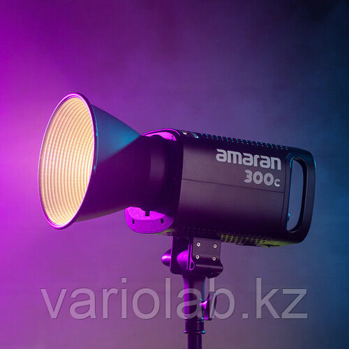 Осветитель Aputure Amaran 300c RGB студийный - фото 8 - id-p116133863