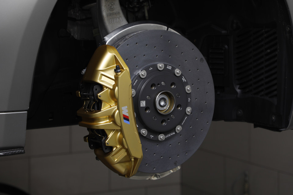 Карбон-керамическая тормозная система для BMW X5M (F95) LCI 2023-2024+