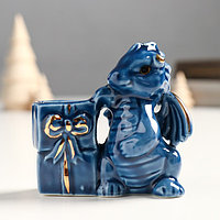 Сувенир керамика подставка д/зубочисток "Дракоша с подарками" сине-золотой 4х6,5х7 см