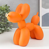 Сувенир полистоун "Воздушный шарик - собачка с золотым носиком" светло-оранжевый 7,5х20,5х17,5 см